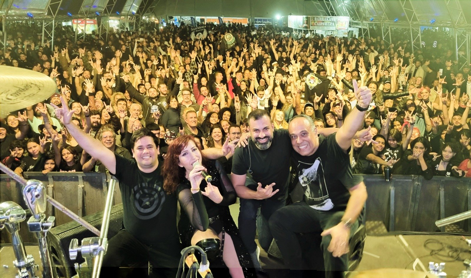 Faixa Etária abre os shows do aniversário de Niterói