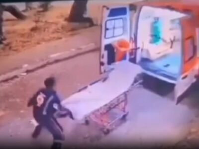 Homem rouba ambulância durante atendimento - Vídeo