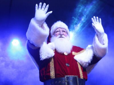 Multicenter Itaipu celebra Natal com o Papai Noel