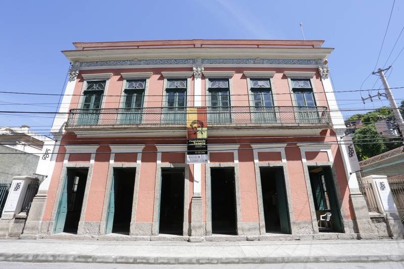 Niterói: Museu Janete Costa celebra cultura afro-brasileira