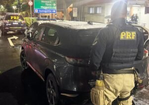 PRF recupera veículo roubado na Ponte Rio-Niterói