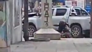 Perseguição com tiroteio em Irajá termina com um preso e três feridos - Vídeo