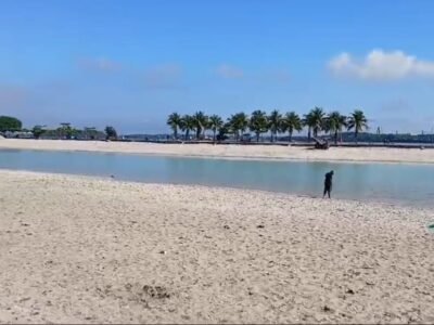 Piscinão de Ramos é reaberto após manutenção, e cariocas aproveitam o feriado de calor