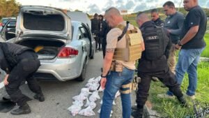 Polícia apreende 11kg de cocaína na Região dos Lagos - Vídeos