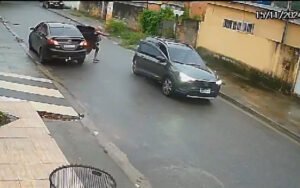 Policial penal é baleado em tentativa de assalto na Baixada - Vídeo