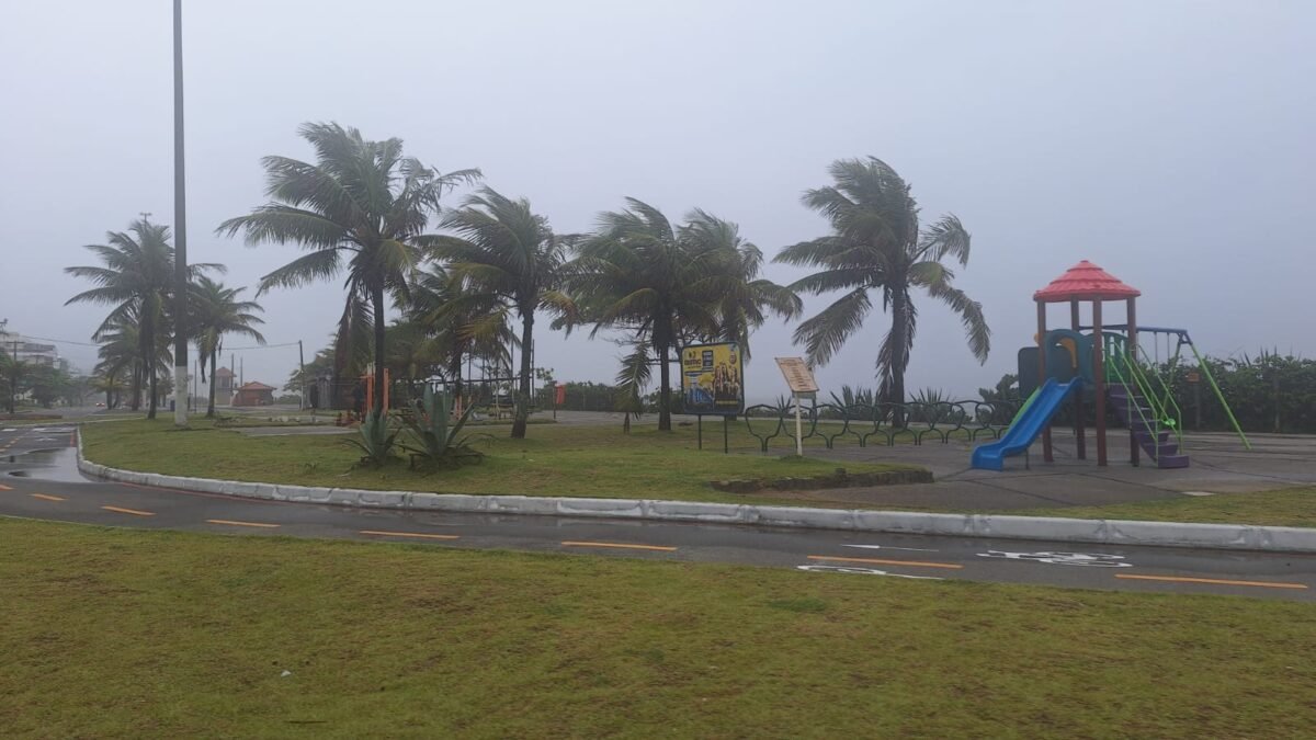 Defesa Civil de Niterói em alerta por causa das chuvas