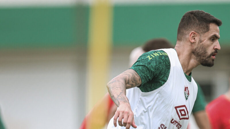 Renato Augusto pode ganhar espaço no Fluminense na reta final do Brasileiro