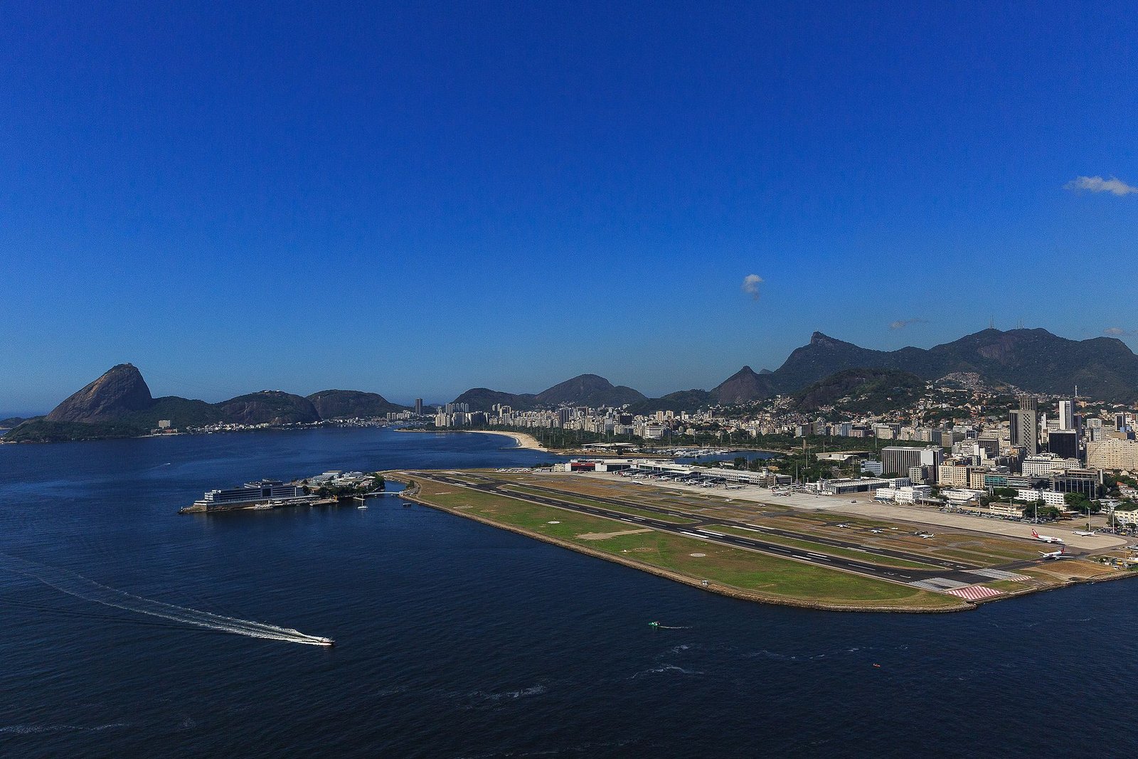 Aeroporto Santos Dumont | Diego_Baravelli/commons.wikimedia.org