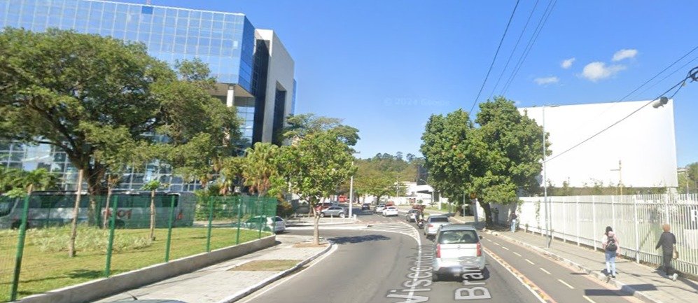Ponto de retorno pela Rua General Osório, em São Domingos, ao lado do Parque Poliesportivo da Concha Acústica | Reprodução Google Street View