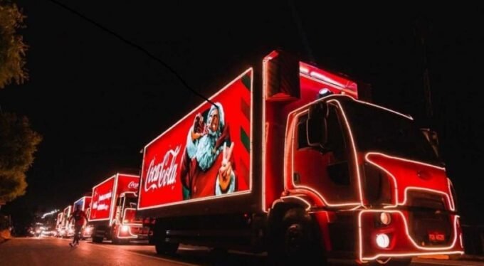 Com o tema “Desperte o Papai Noel que Há em Você”, Caravana de Natal da Coca-Cola passará por Maricá; data e percurso estão definidos| Divulgação