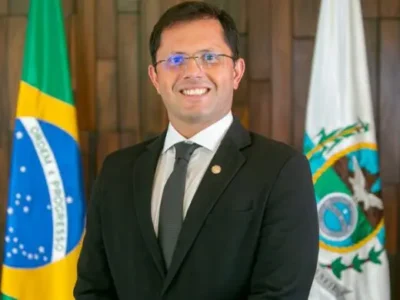 Deputado Sergio Fernandes propõe mudança para alimentação de professores nas escolas