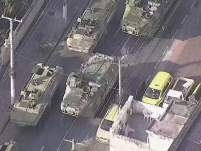 Blindados da Marinha reforçam segurança no hospital onde médica foi baleada. Homenagem ocorre com honras militares no Rio de Janeiro.