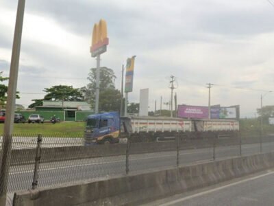 Mulher morre em acidente na BR-101 em Itaboraí