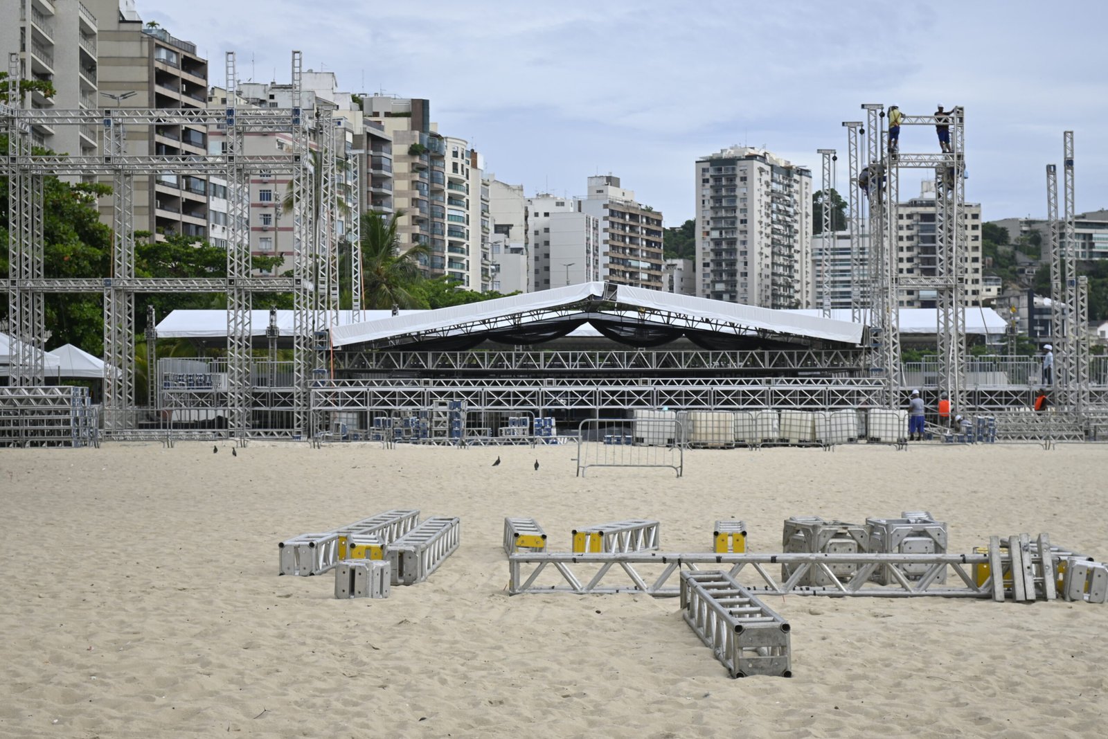 Niterói se prepara para o Réveillon 2024 com Capital Inicial