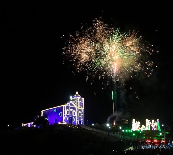 Saquarema já festeja 2025: confira programação, shows e queima de fogos do réveillon