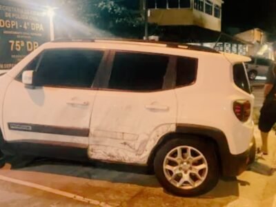 Pânico na RJ-100: Motorista é rendido por bandidos armados, mas PM recupera Jeep Renegade roubado em fuga eletrizante