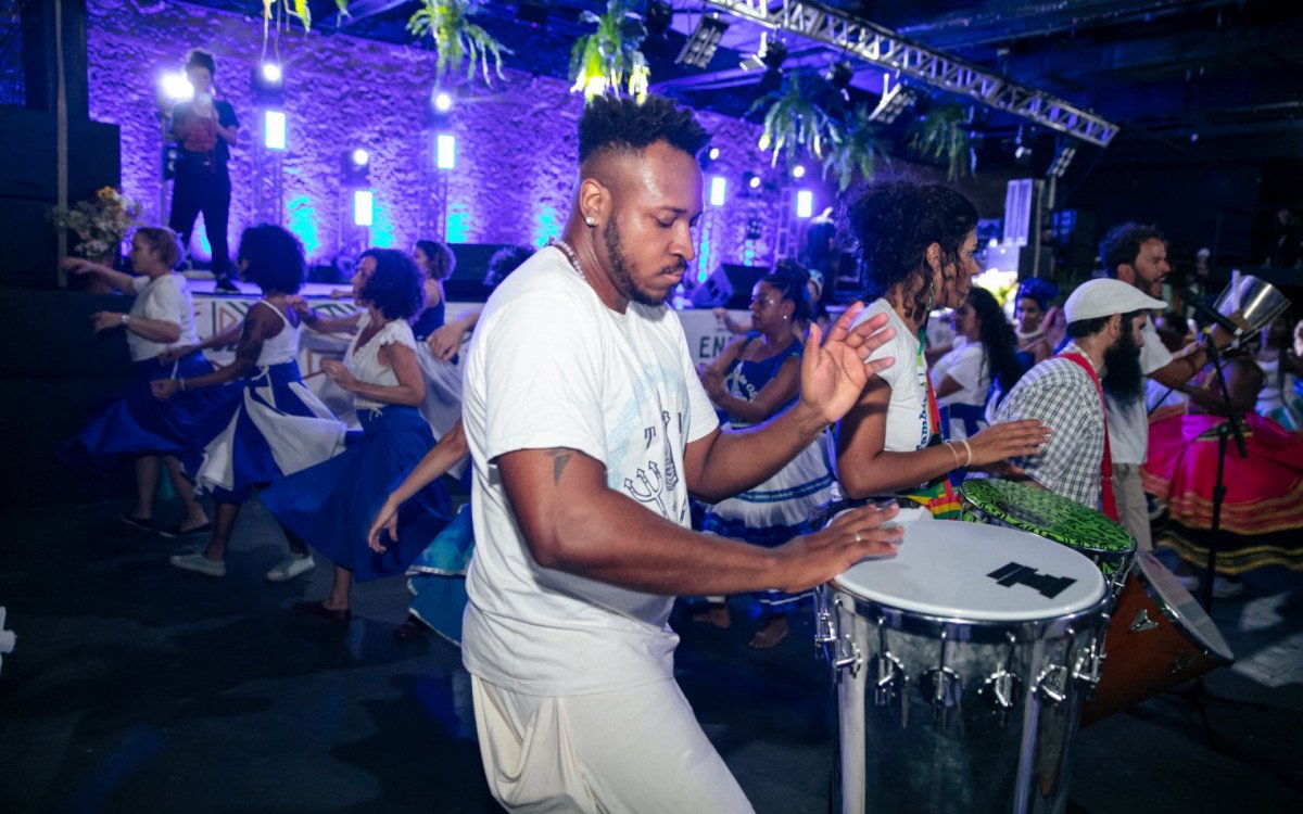 'Encontro de Povos de Terreiro' promove palestras, shows e oficinas