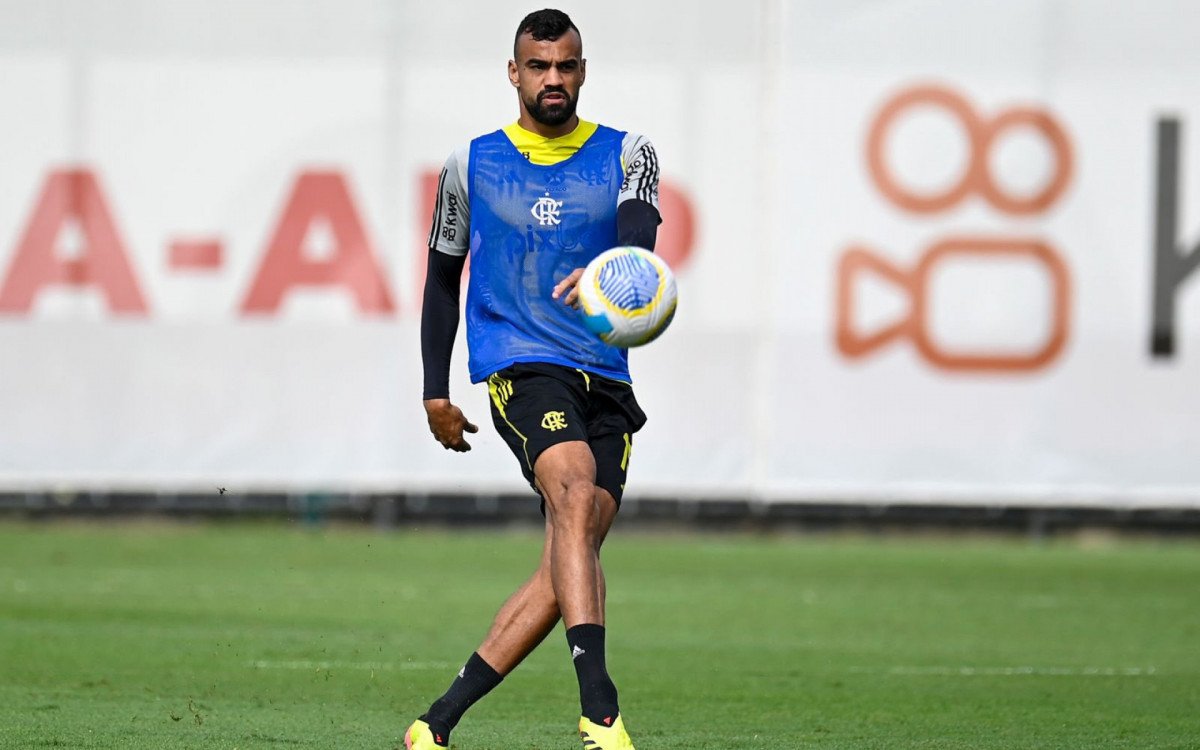 Flamengo encaminha venda de Fabrício Bruno ao Cruzeiro