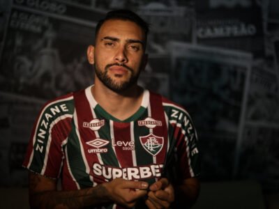 Fluminense confirma a contratação de Juan Freytes