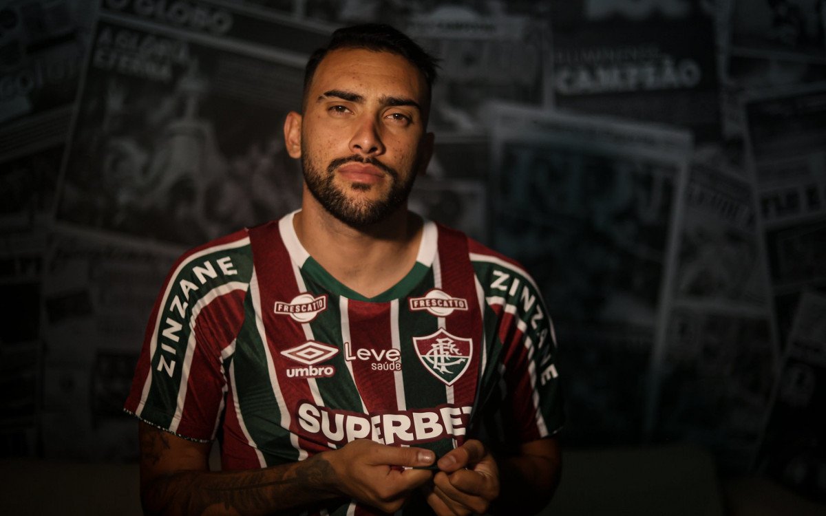 Fluminense confirma a contratação de Juan Freytes