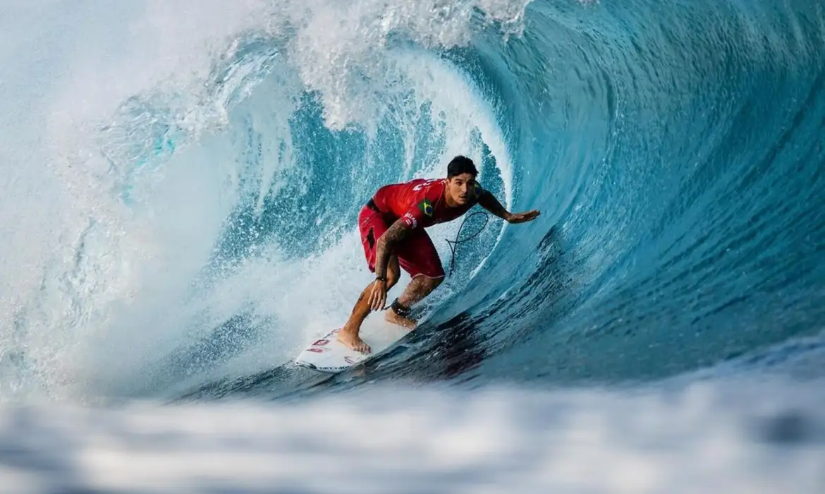 Gabriel Medina está fora da temporada 2025 da Liga Mundial de Surfe