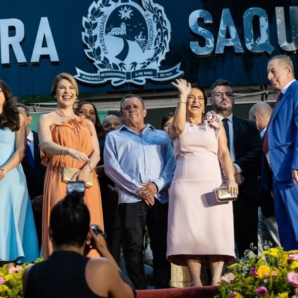 Prefeita Lucimar Vidal e vice Dra. Raquel Oliveira tomam posse em Saquarema