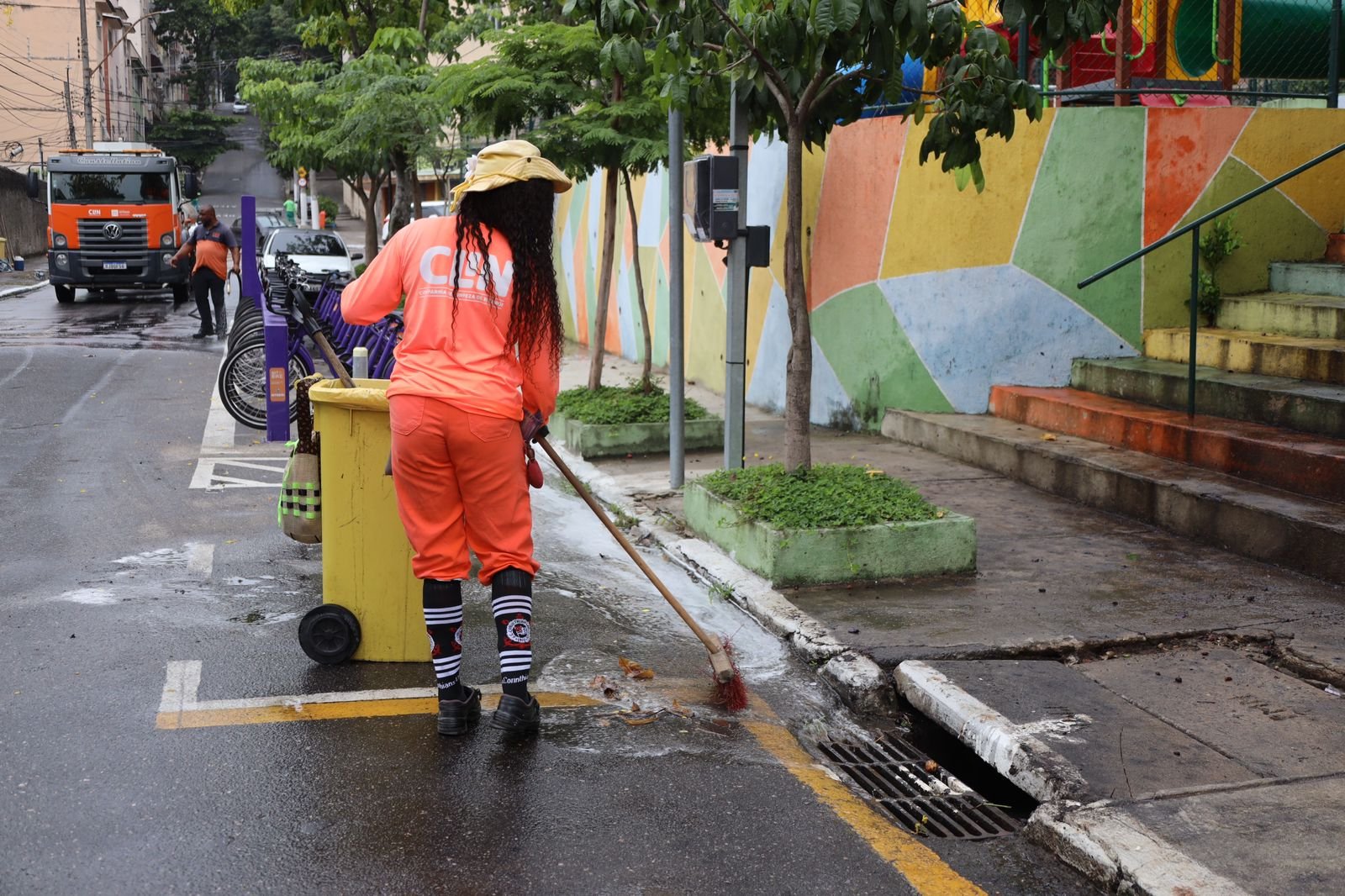 Niterói intensifica operações do programa Cidade Limpa no Fonseca