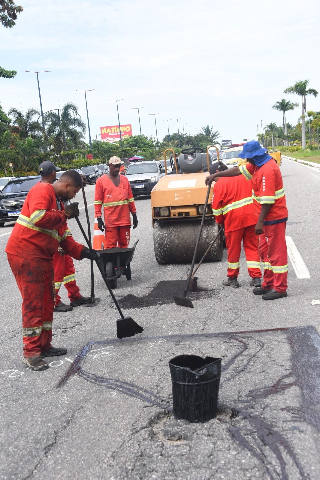 Operação tapa-buraco em Maricá recupera trechos da RJ-106