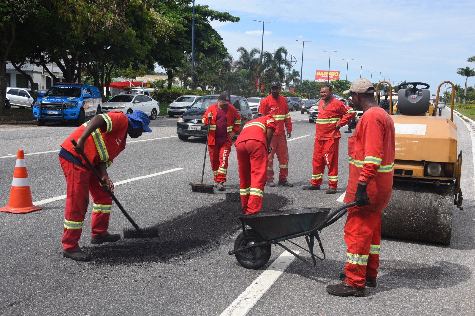 Operação tapa-buraco em Maricá recupera trechos da RJ-106