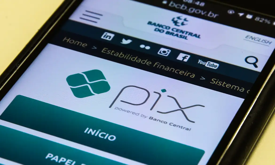 Pix registra recuperação após queda nas transferências