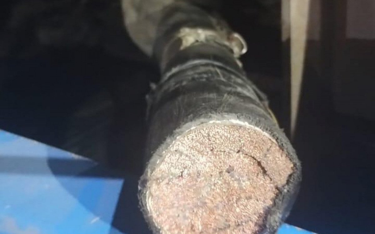 Polícia prende casal que furtou cabo de 50 kg em túnel de Niterói