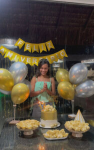 Rayssa Leal celebra 17 anos com festa e look especial