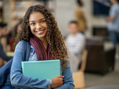 Renovação de bolsas do programa Araruama Universitário começa dia 14