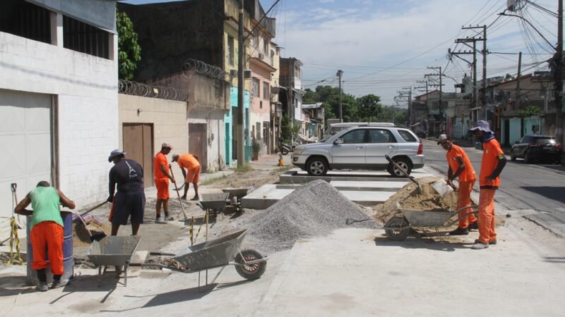 São Gonçalo: Obras avançam na Rua Mauricio de Abreu em Neves