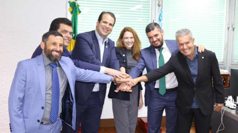 Solidariedade oficializa apoio à reeleição de Rodrigo Bacellar na Alerj