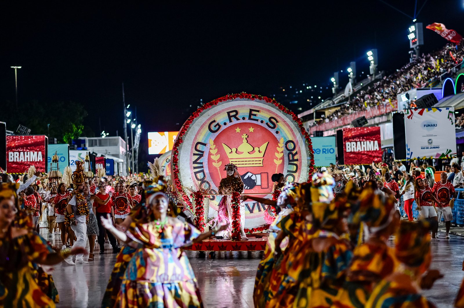 Ensaios técnicos das escolas de samba para o carnaval 2025 na Av. Marquês de Sapucaí terão duas fases: a niteroiense Viradouro, atual campeã, fará treinos nos dias 15 e 23 de fevereiro.