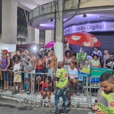 Nittrans elaborou esquema especial para os ensaios das escolas de samba Unidos do Viradouro  e Acadêmicos de Niterói, no Centro | André Freitas/Folha do Leste