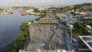Trânsito na Ponte em Niterói nesta sexta-feira, 21/2