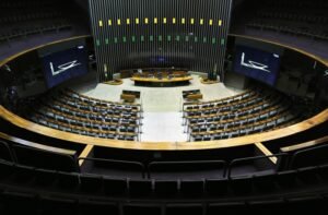 Em votação secreta, deputados decidem neste sábado quem será o novo presidente da Câmara Federal, bem como a formação da nova Mesa Diretora para o biênio 2025-2026 | Divulgação