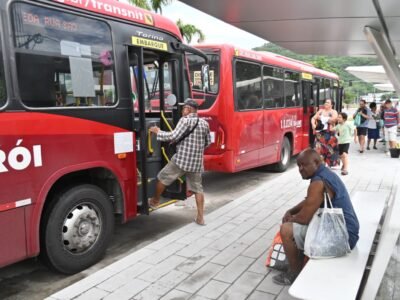 Corredor de ônibus de Niterói ganha duas novas estações