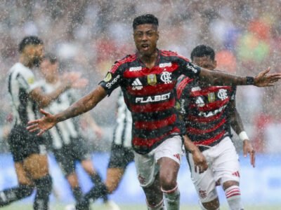 Flamengo da banho no Botafogo e é campeão da Supercopa Rei