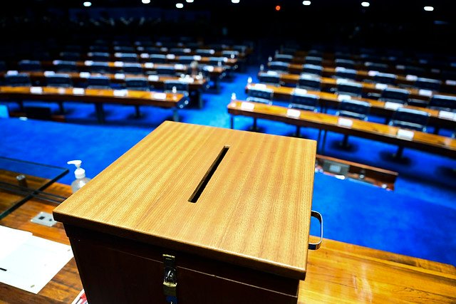 Urna de votação que será usada na eleição para a Mesa Diretora do Senado neste sábado (01-02) | Andressa Anholete/Agência Senado