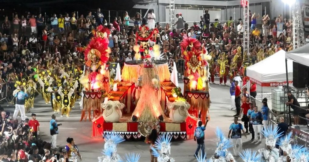 Desfile Escolas de Samba de Niterói - Carnaval 2025