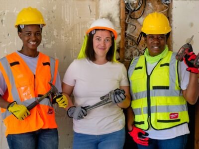 Curso mensal de qualificação na construção civil atrai mulheres