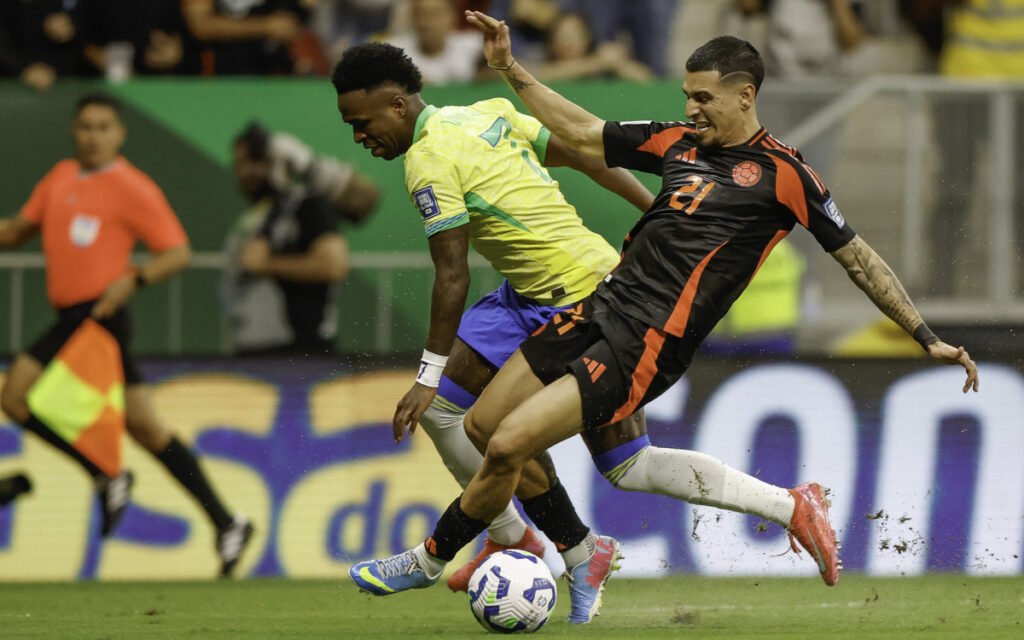 Vinícius Júnior é decisivo em vitória no sufoco do Brasil sobre a Colômbia