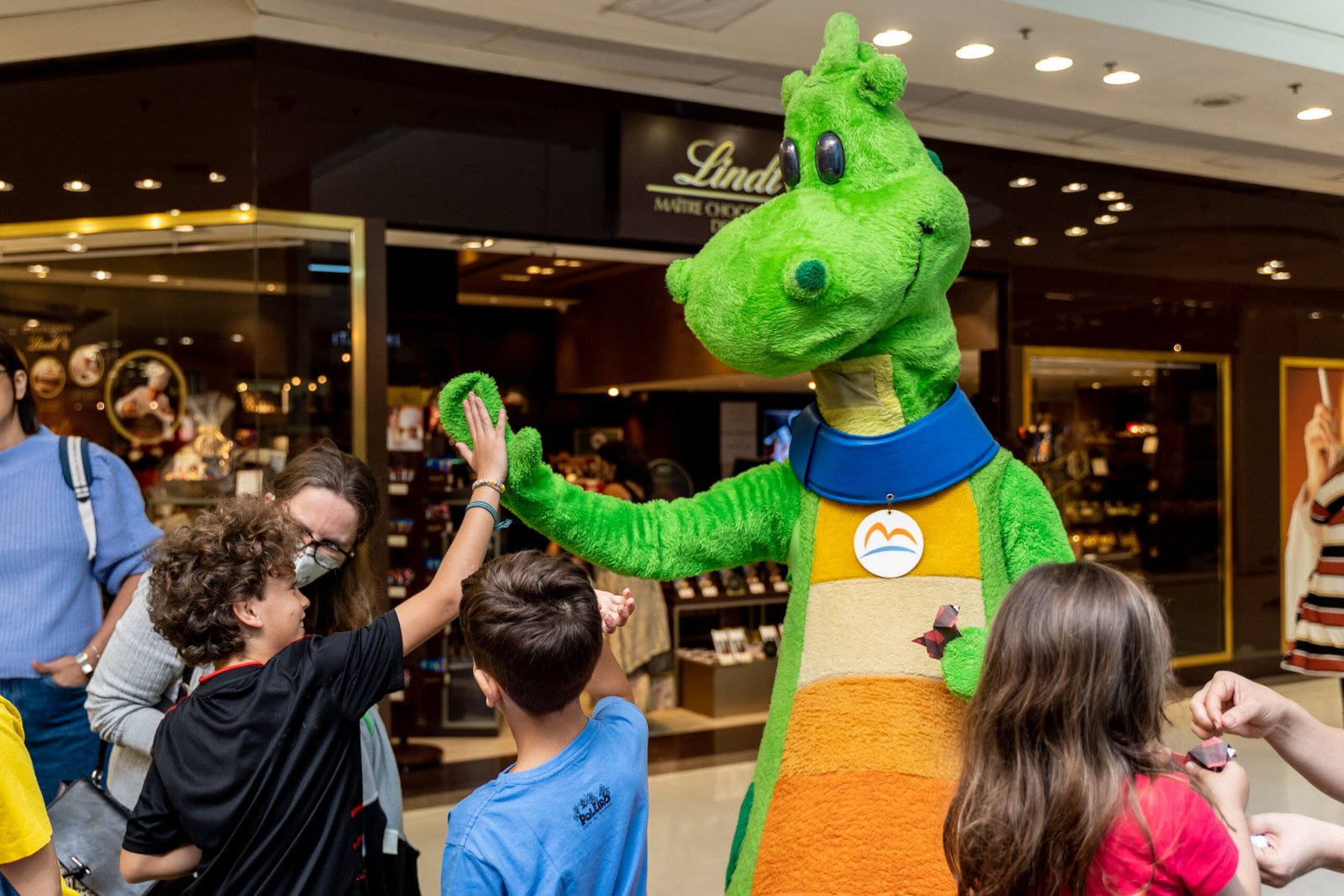 Atividades lúdicas e teatro gratuito animam abril no Botafogo Praia Shopping