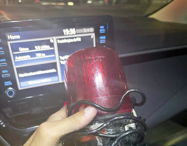 Chofer pirata manda caô de motorista de autoridades para PRF em 1º de abril