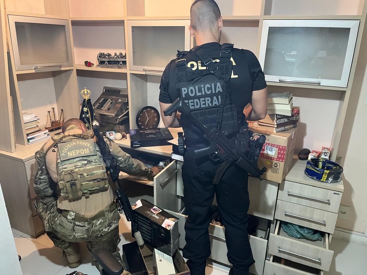 Operação da PF mira prefeito de Cabo Frio, deputado estadual e candidato derrotado no estado do Rio de Janeiro