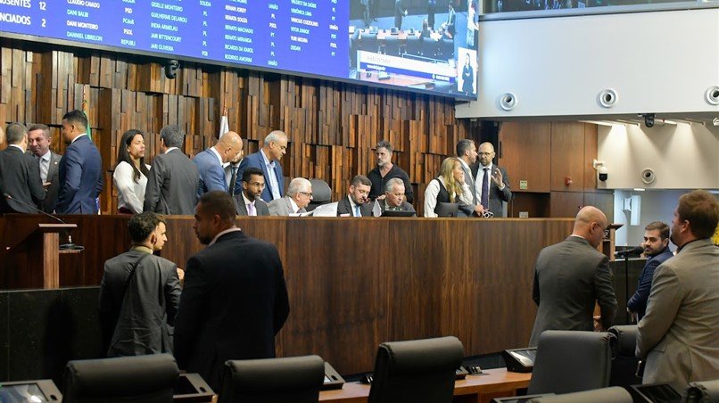 Alerj debate LDO-2026 com previsão de rombo fiscal