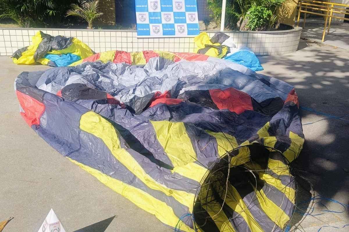 Balão que caiu na Rua Santo Amaro, em Itaipu, no Sábado